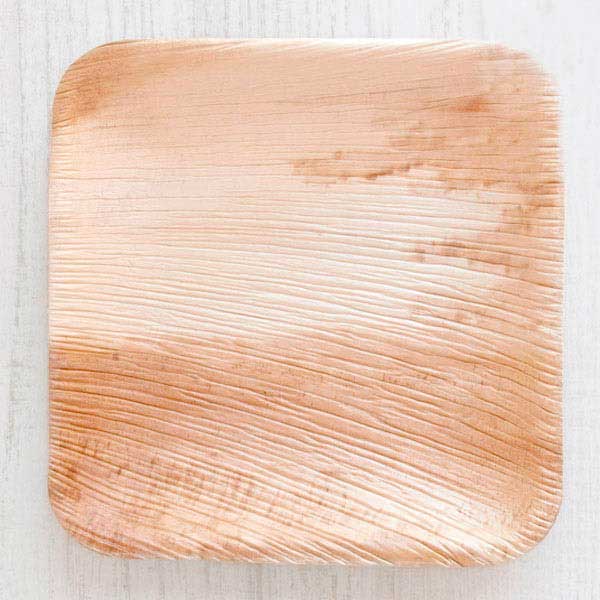 Platos elegantes de madera desechable cuadrados
