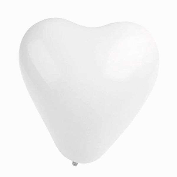 Globos blancos en forma de corazón de látez blanco